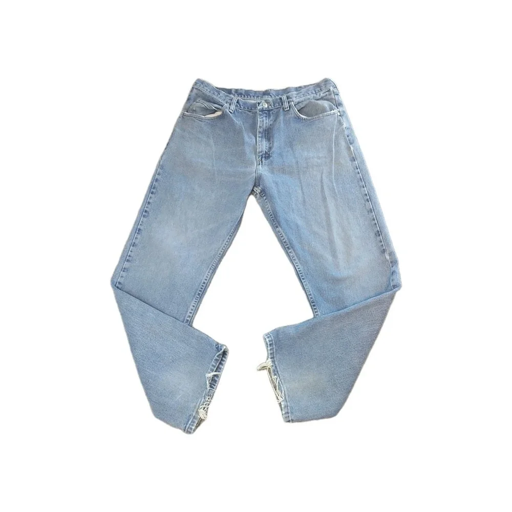 Wrangler 9760WDR Mens Light Wash Straight Leg Distressed Jeans 34x31 Blue Cotton